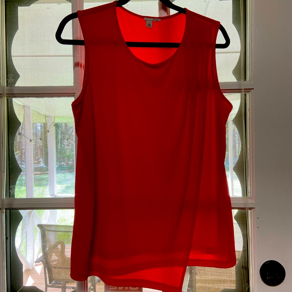 Coral spring top